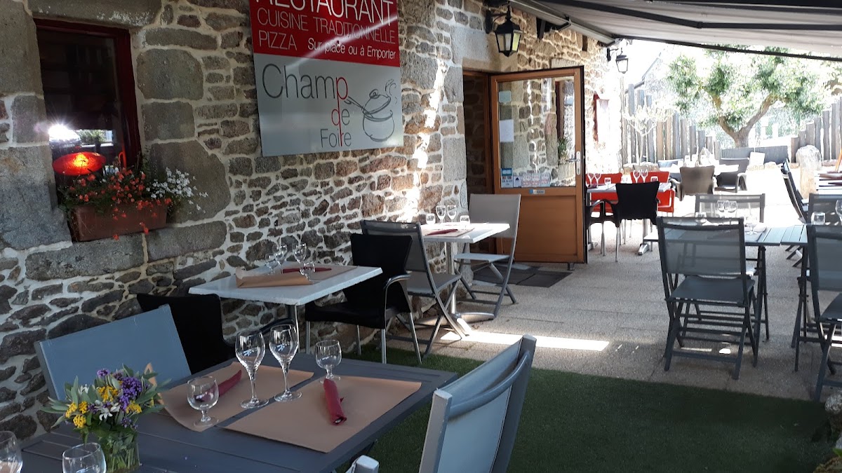 Restaurant Et Pizzeria Artisanale Le Champ De Foire